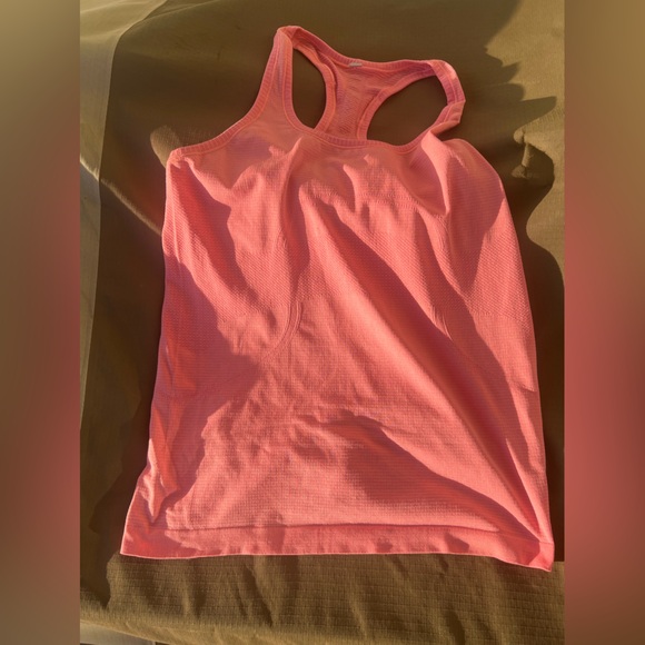 Lululemon Run: Swiftly Racerback
Flash Size 10 - Picture 5 of 8